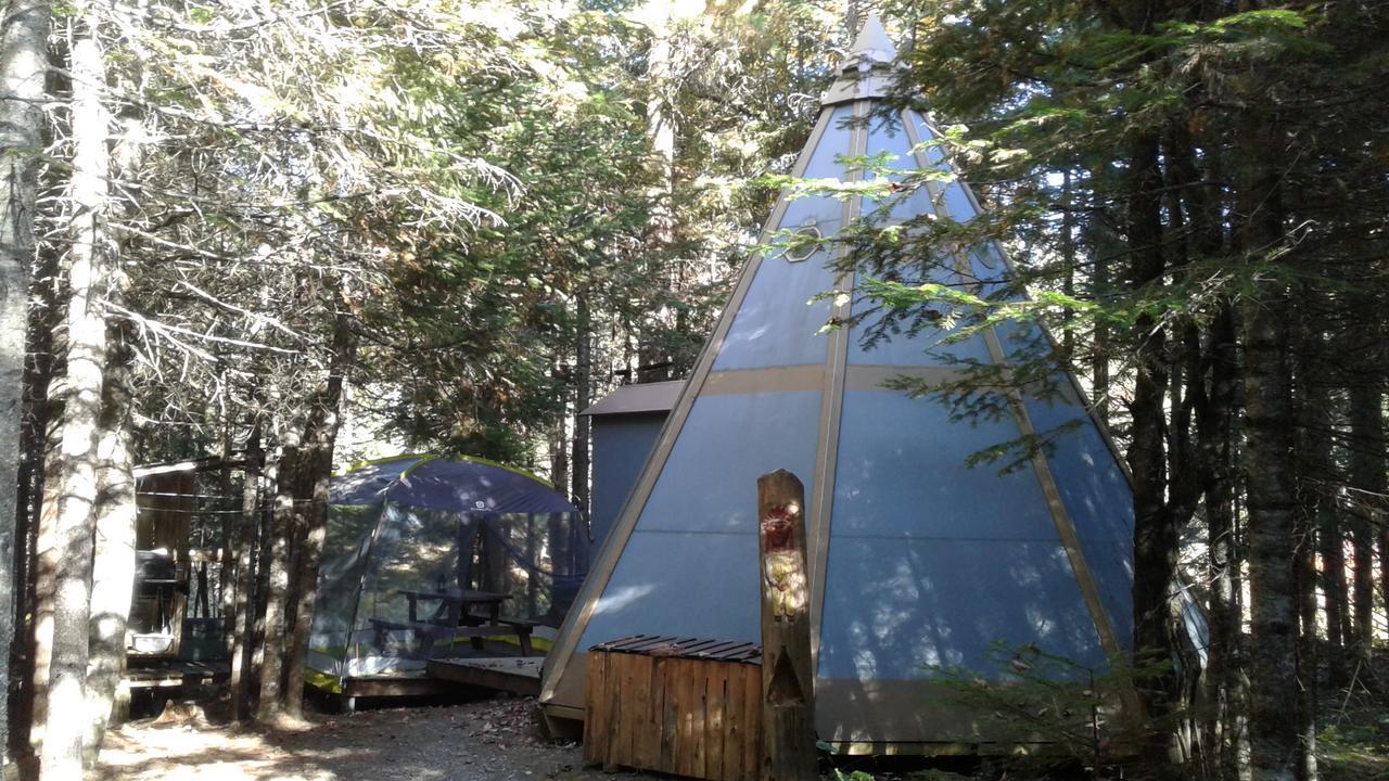 Aux Tipis De La Riviere Sauvage Villa Saint Romain Exteriör bild